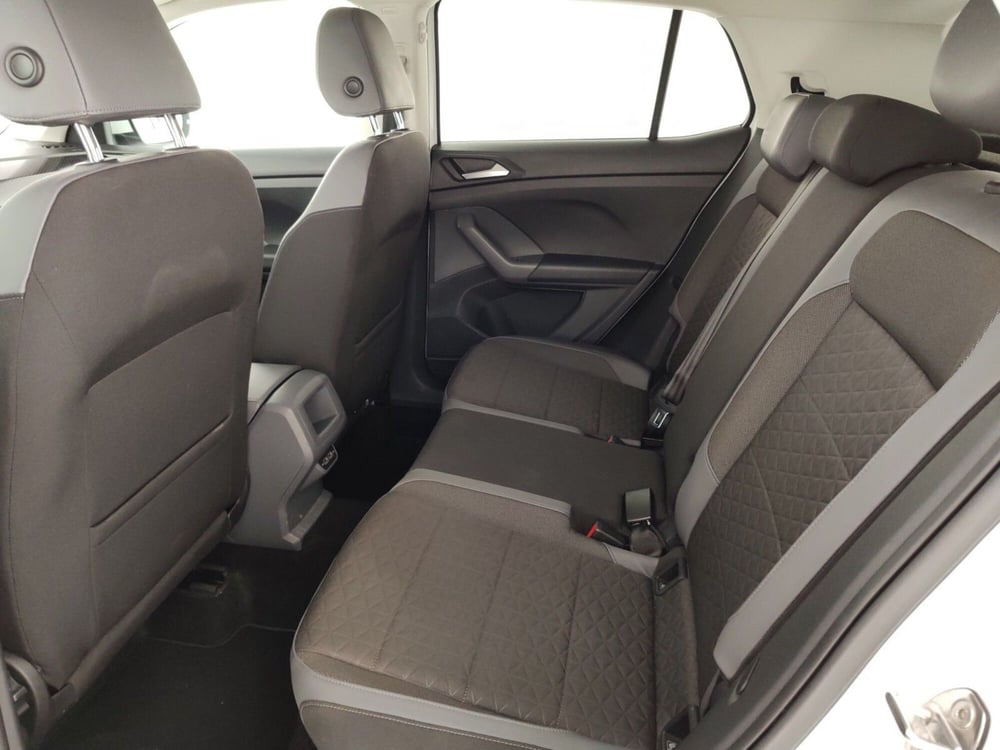 Volkswagen T-Cross usata a Massa-Carrara (10)