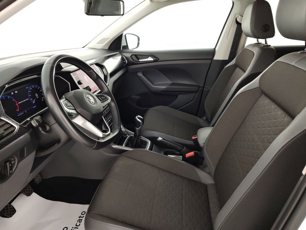Volkswagen T-Cross usata a Massa-Carrara (7)