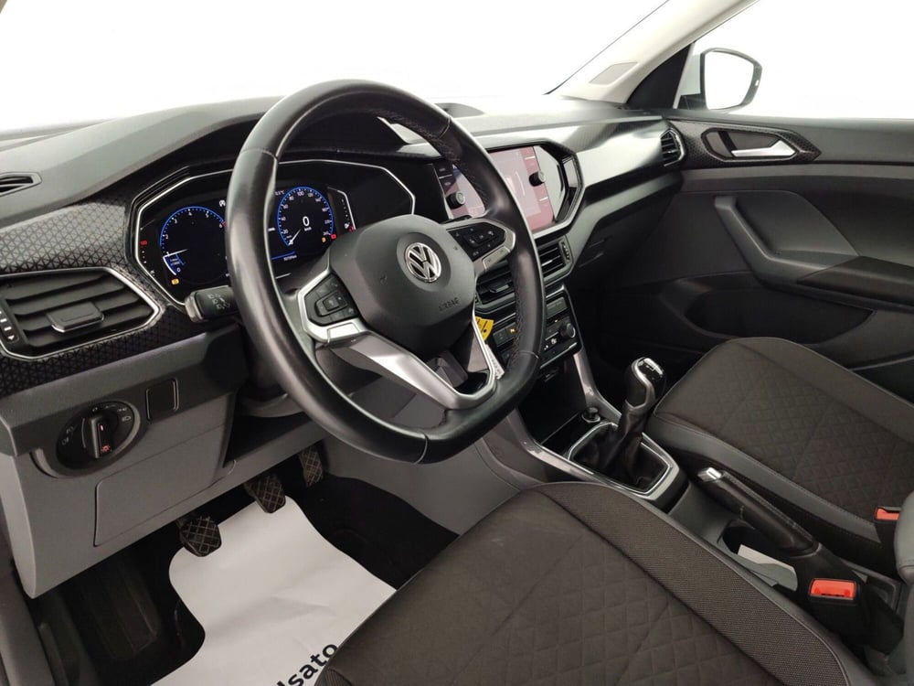 Volkswagen T-Cross usata a Massa-Carrara (8)
