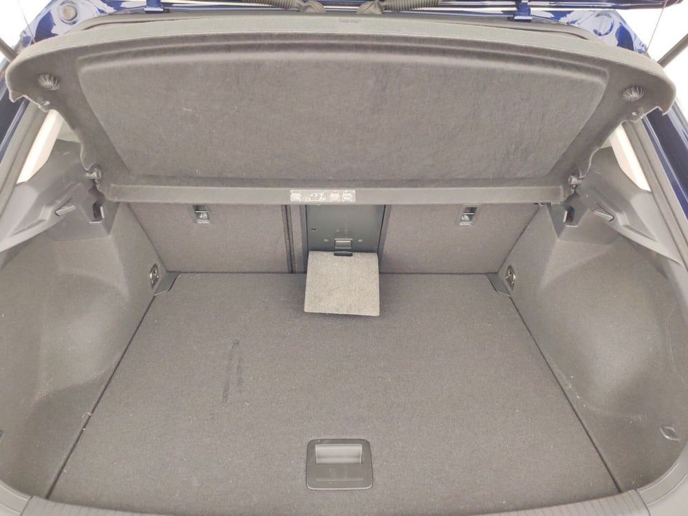 Volkswagen T-Roc usata a Massa-Carrara (12)