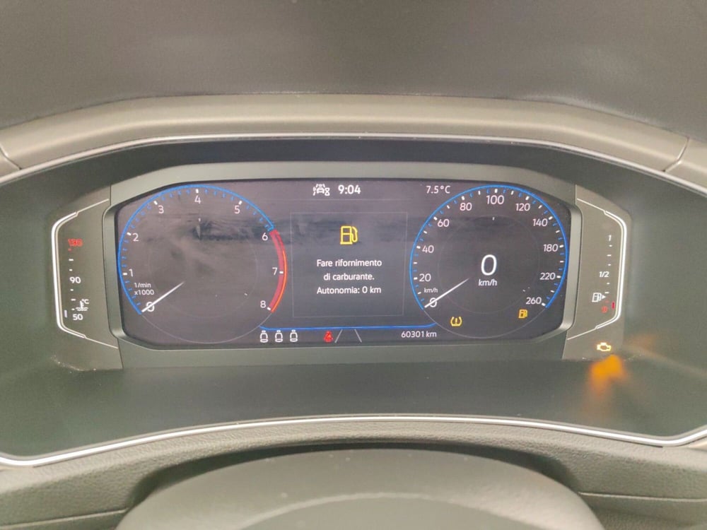 Volkswagen T-Roc usata a Massa-Carrara (14)