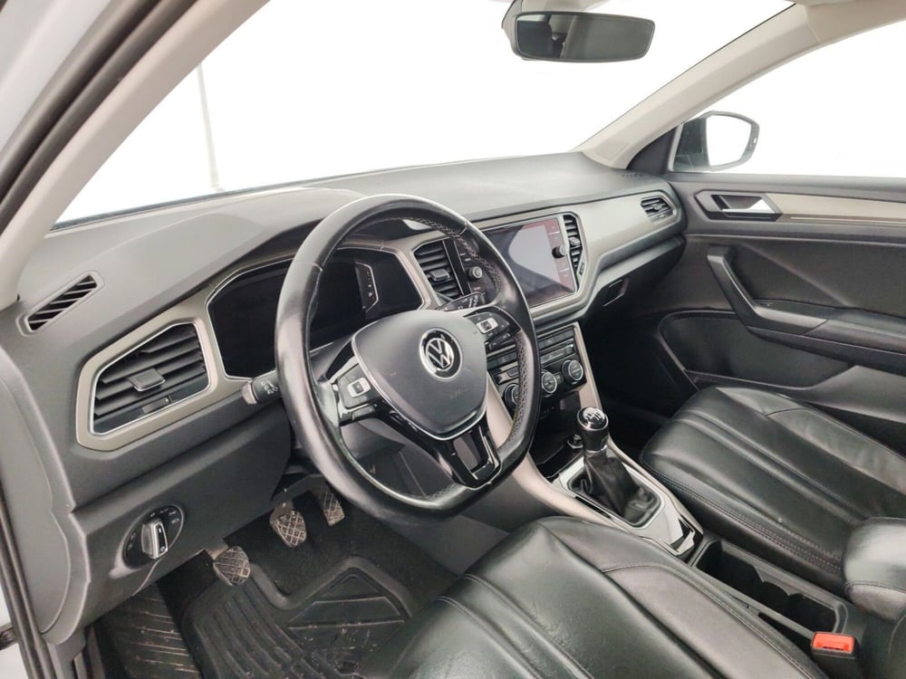 Volkswagen T-Roc usata a Massa-Carrara (8)