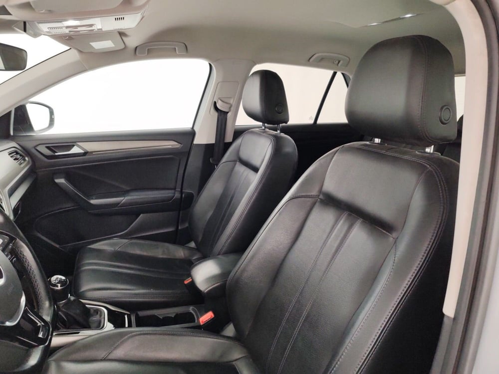 Volkswagen T-Roc usata a Massa-Carrara (9)
