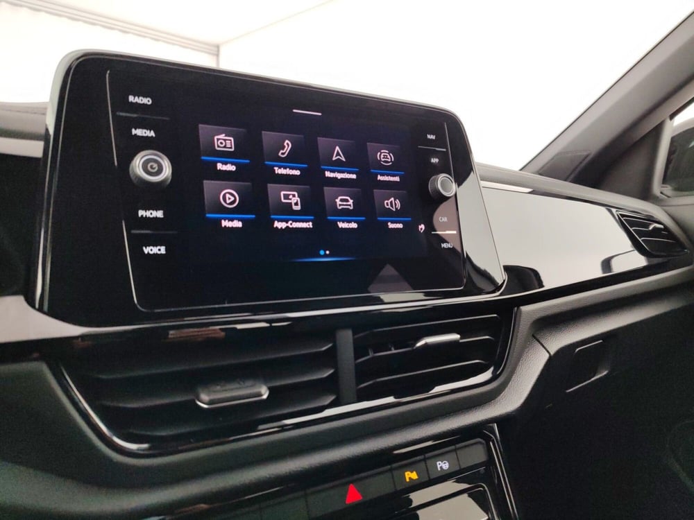 Volkswagen T-Roc usata a Massa-Carrara (16)