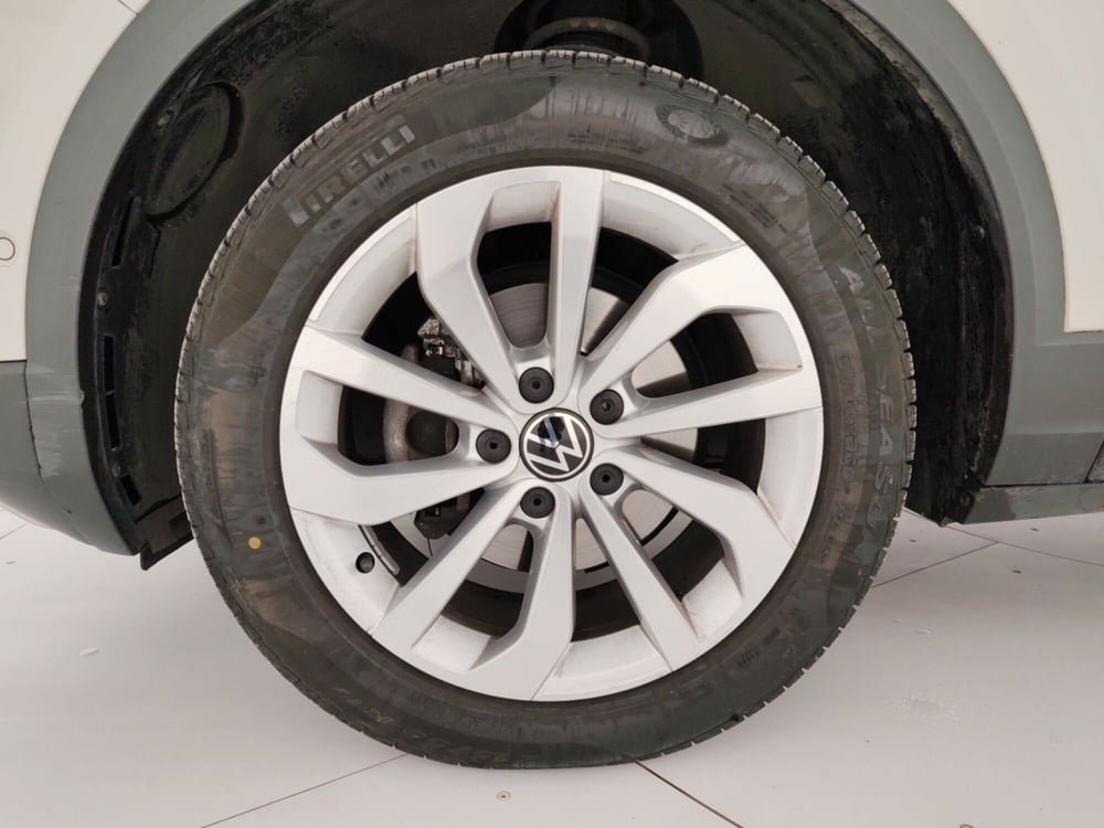 Volkswagen T-Roc usata a Massa-Carrara (6)