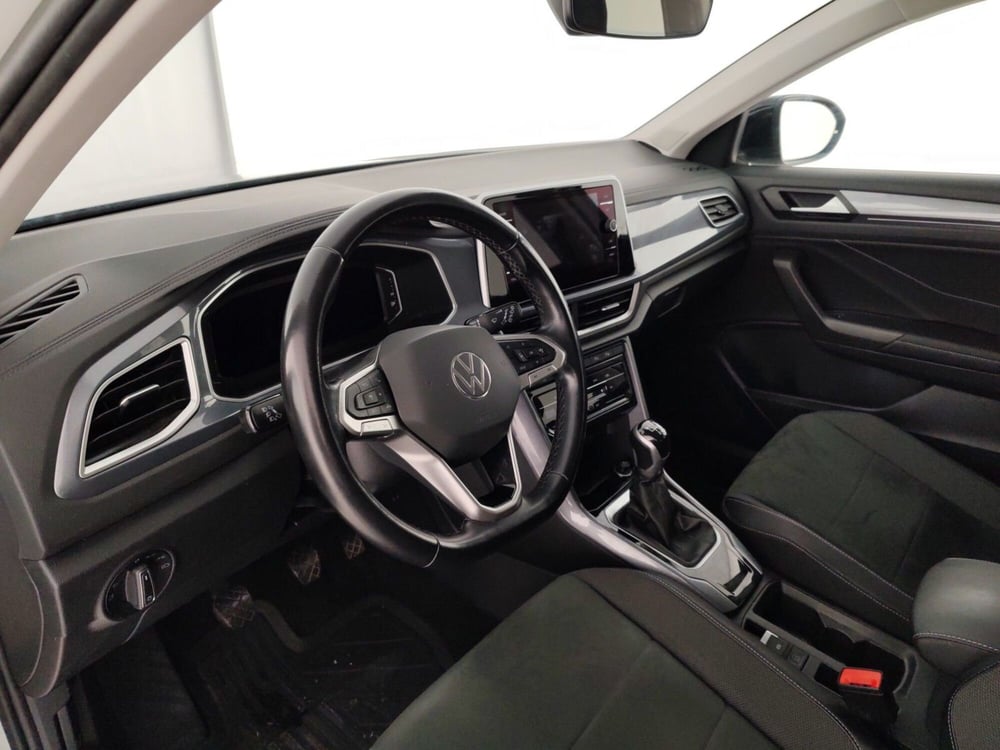 Volkswagen T-Roc usata a Massa-Carrara (8)