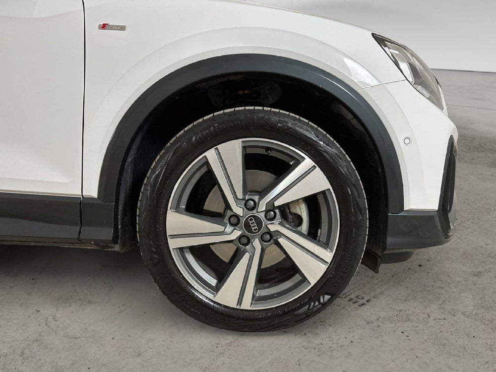 Audi Q2 usata a Napoli (19)