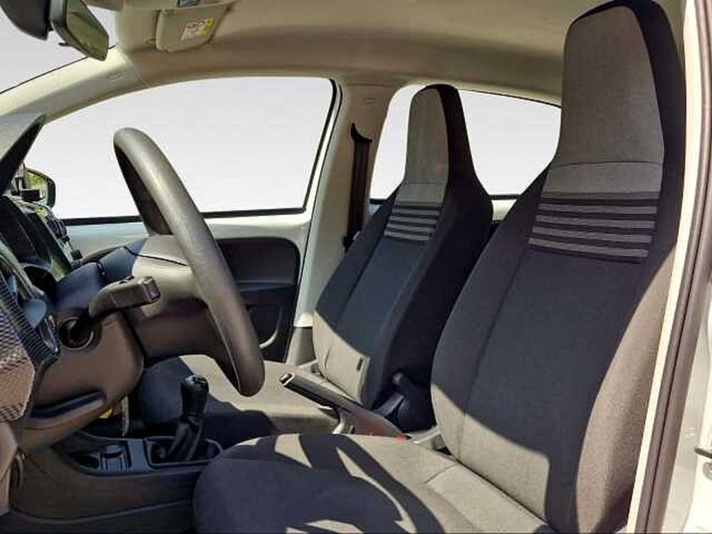 Volkswagen up! usata a Siena (11)
