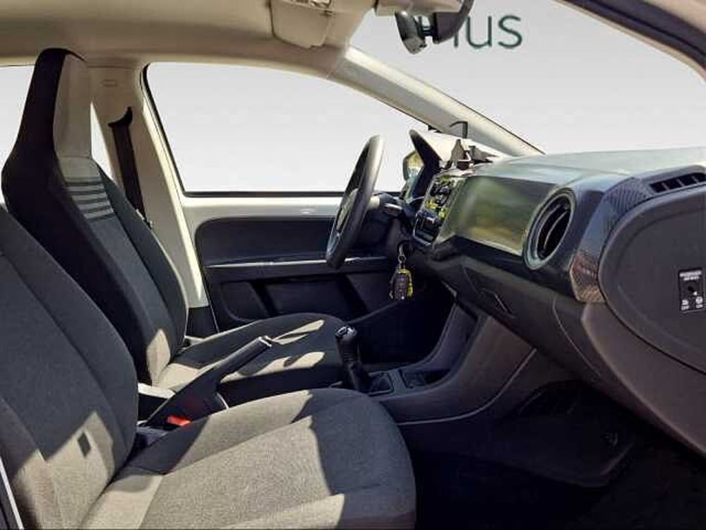 Volkswagen up! usata a Siena (12)