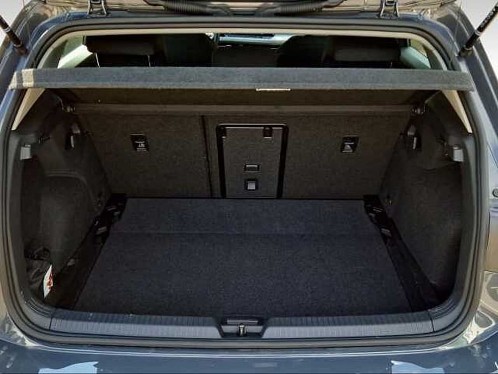 Volkswagen Golf Variant usata a Siena (14)