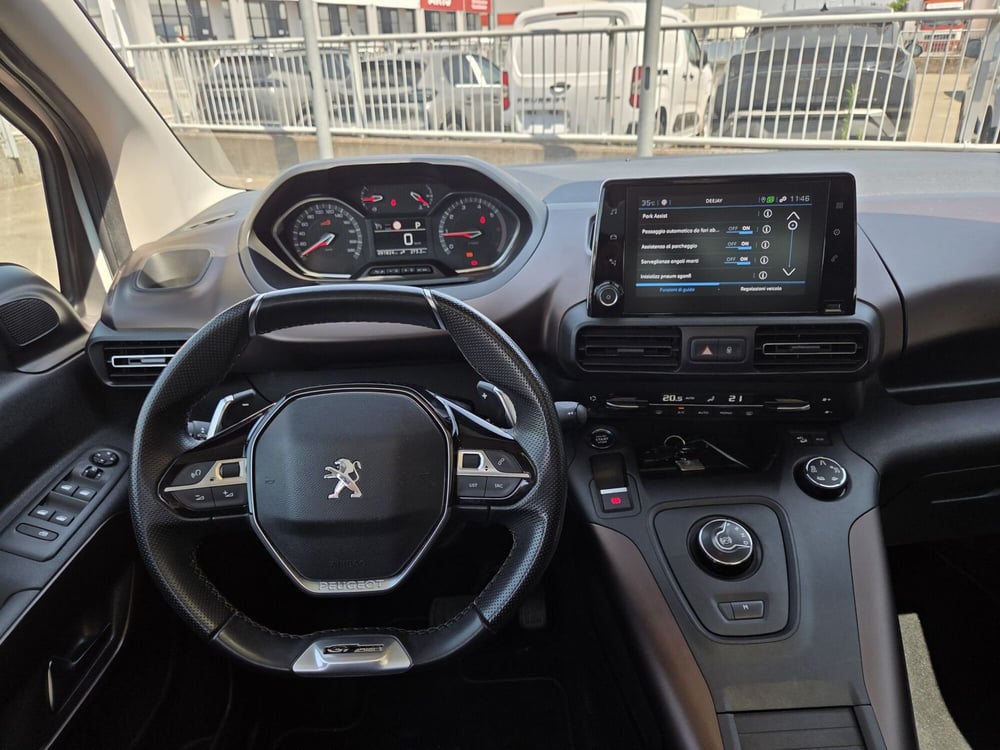 Peugeot Rifter usata a Cremona (9)