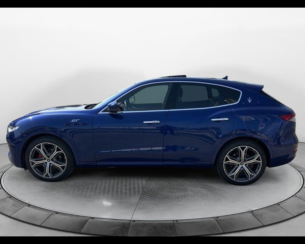 Maserati Levante usata a Caserta (6)