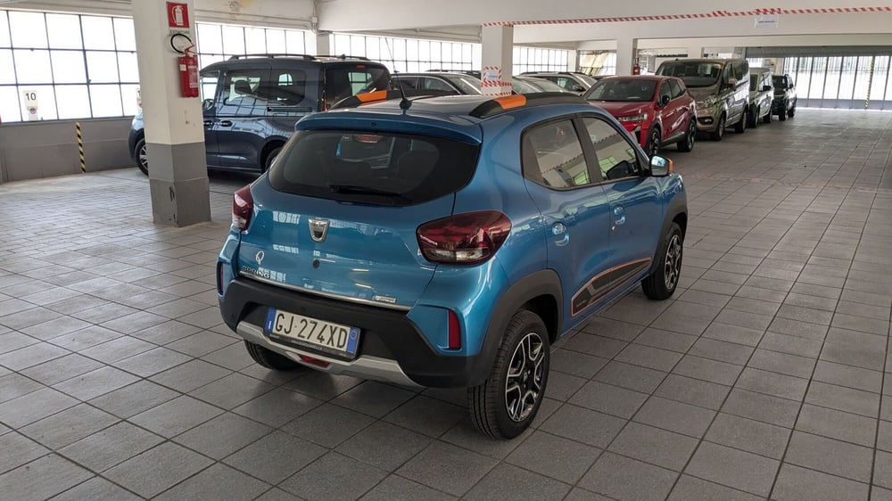 Dacia Spring usata a Milano (3)