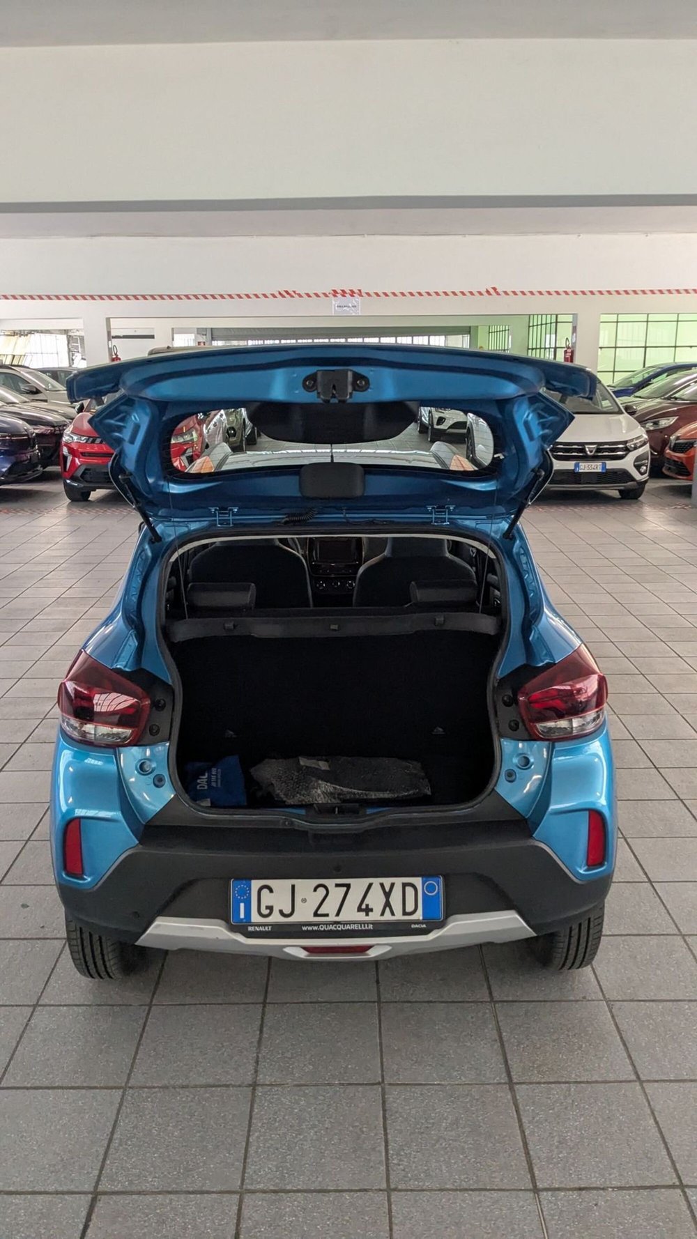 Dacia Spring usata a Milano (5)