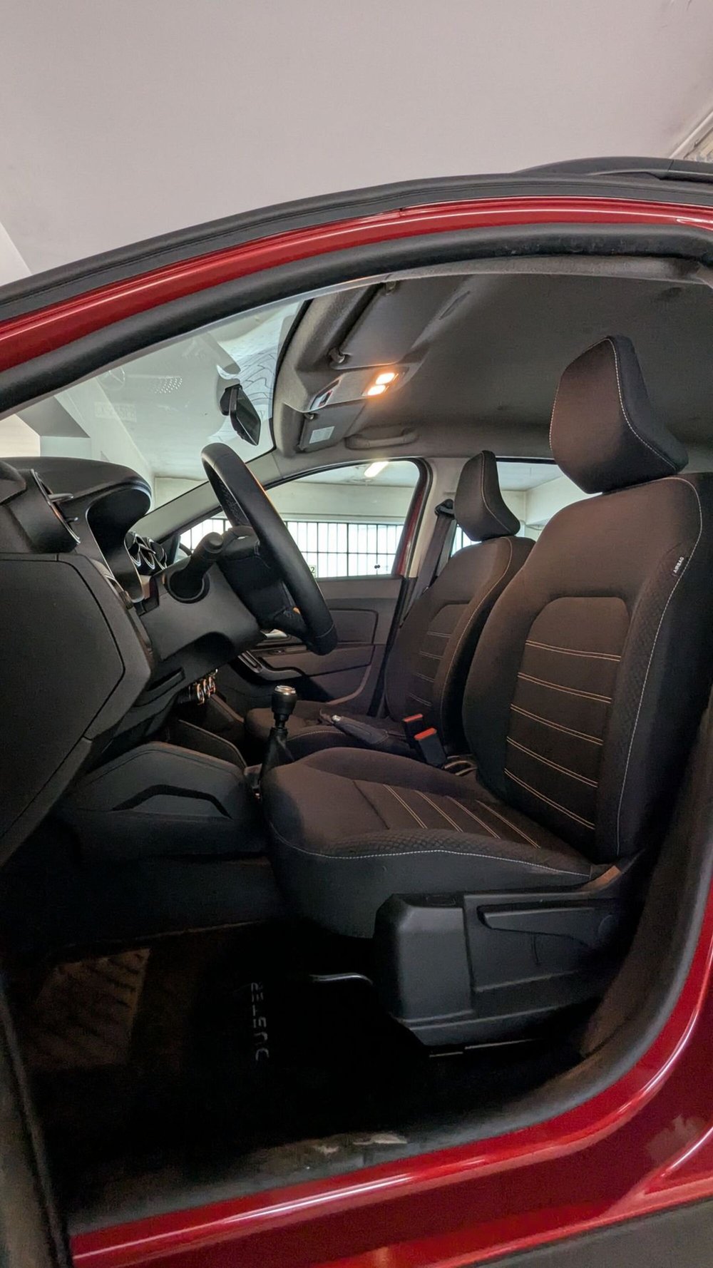 Dacia Duster usata a Milano (11)