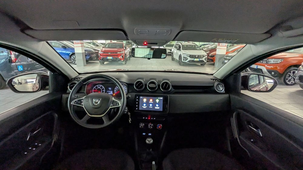 Dacia Duster usata a Milano (7)