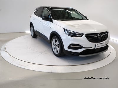 Opel Grandland 1.2 Turbo 12V 130 CV Ultimate del 2019 usata a Bologna