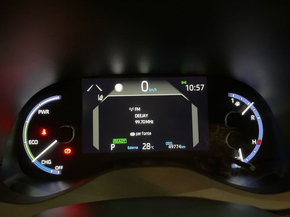 Toyota Yaris Cross usata a Prato (13)