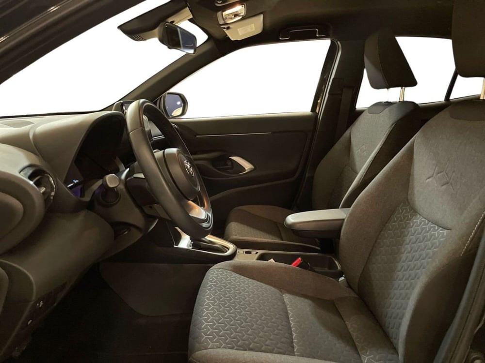 Toyota Yaris Cross usata a Prato (9)