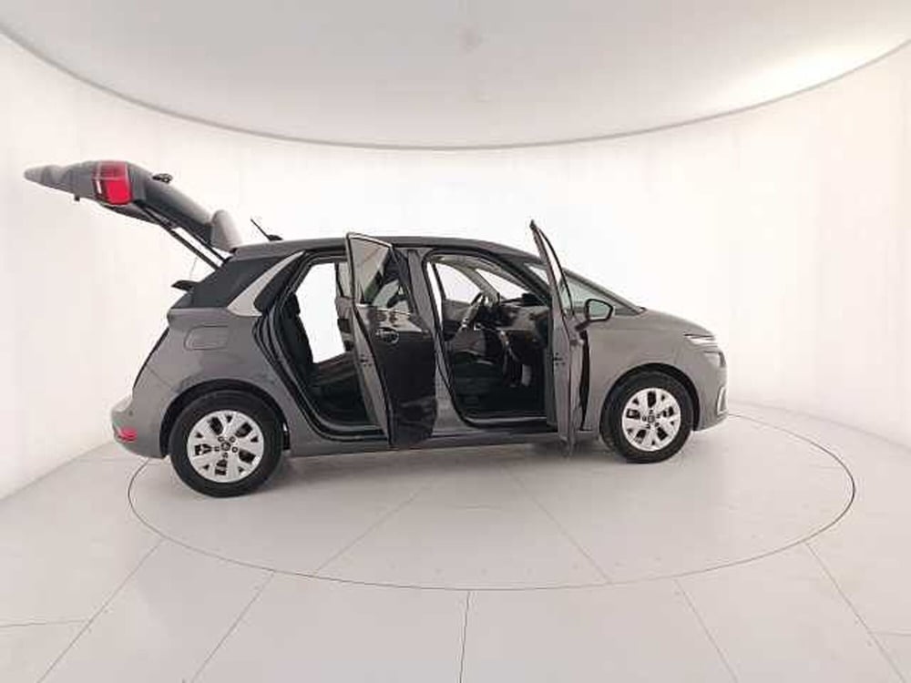 Citroen Grand C4 SpaceTourer usata a Venezia (9)