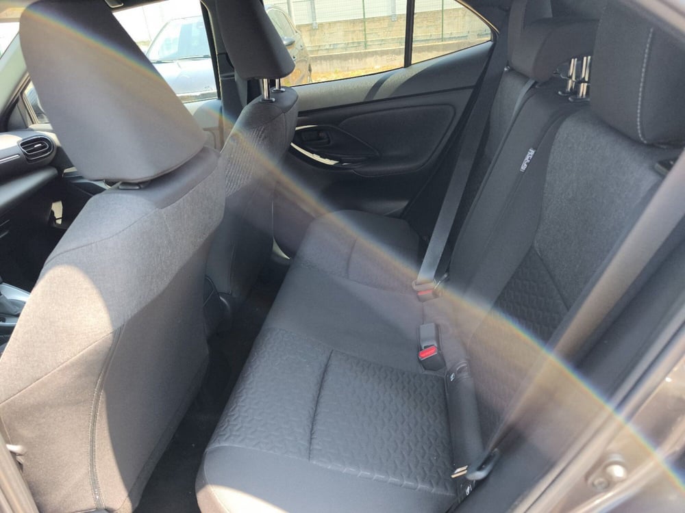 Toyota Yaris Cross usata a Frosinone (14)