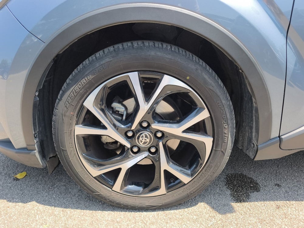 Toyota Toyota C-HR usata a Frosinone (10)