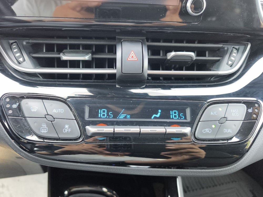 Toyota Toyota C-HR usata a Frosinone (17)