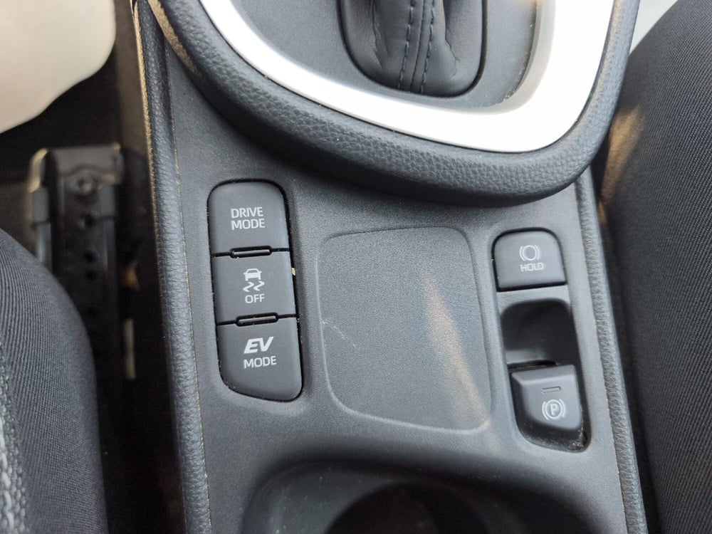 Toyota Yaris Cross usata a Frosinone (18)