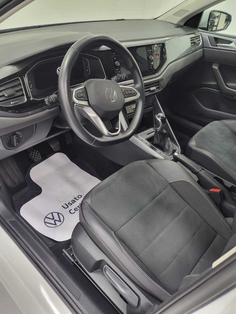 Volkswagen Polo usata a Catanzaro (16)