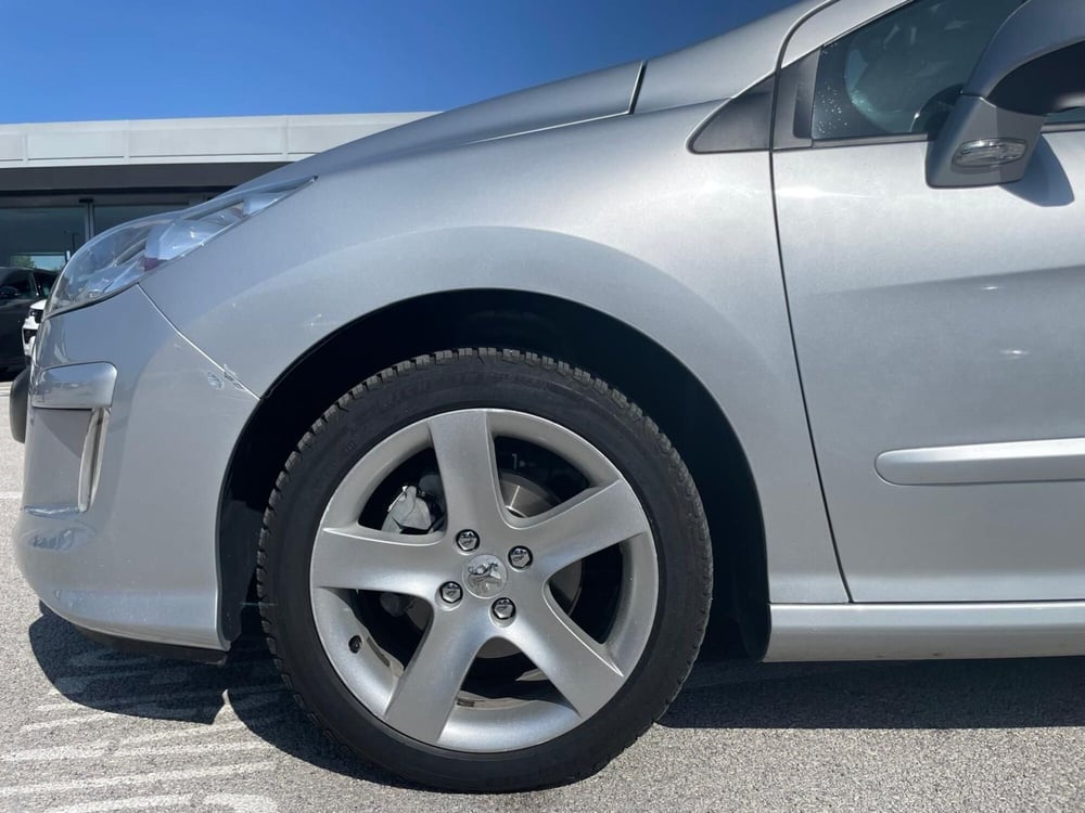 Peugeot 308 usata a Ancona (9)