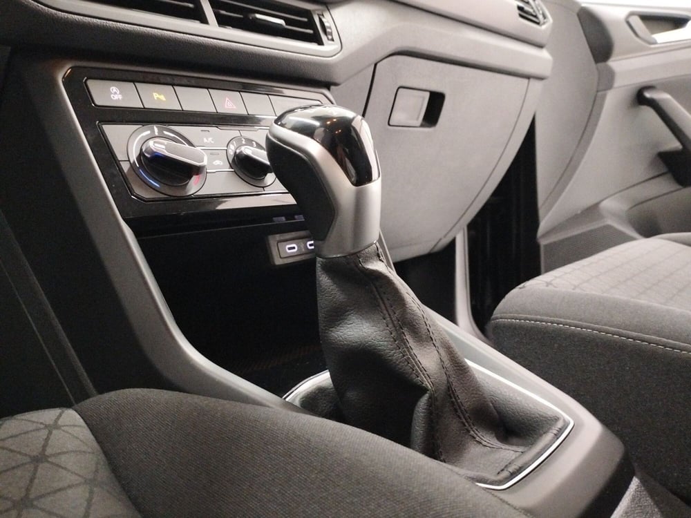 Volkswagen T-Cross usata a Catanzaro (18)