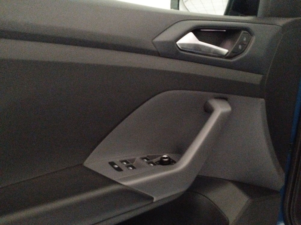 Volkswagen T-Cross usata a Catanzaro (17)