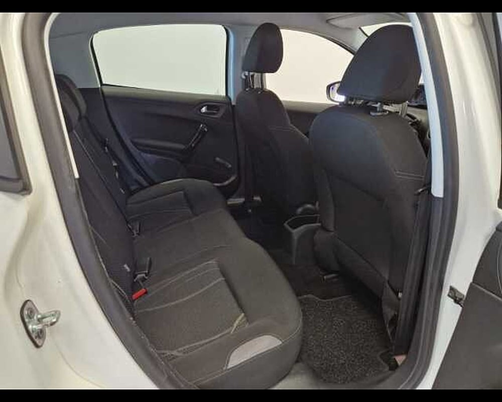 Peugeot 208 usata a Milano (11)