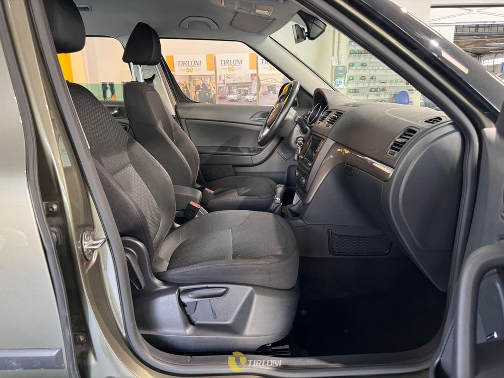 Skoda Yeti usata a Milano (16)