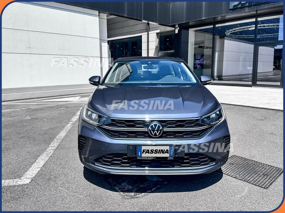 Volkswagen Taigo usata a Milano (2)