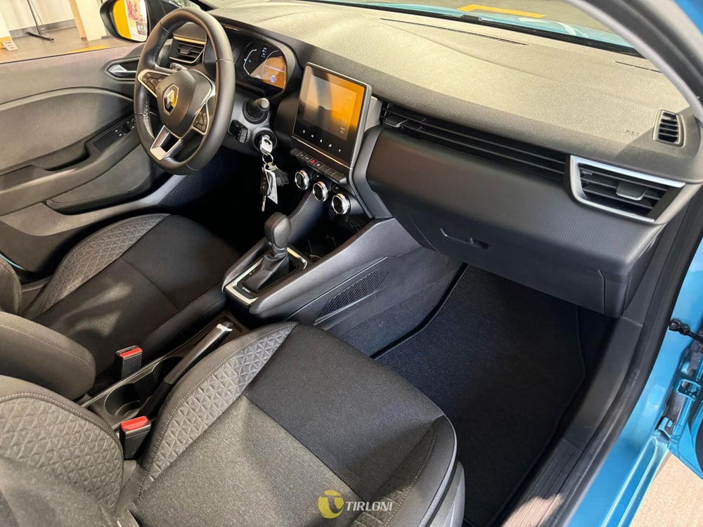 Renault Clio usata a Milano (12)