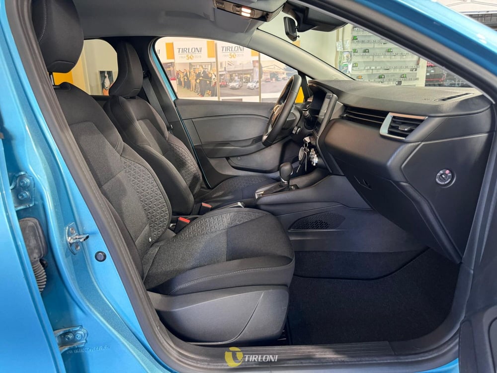Renault Clio usata a Milano (14)