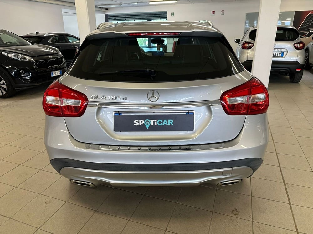 Mercedes-Benz GLA SUV usata a Arezzo (8)