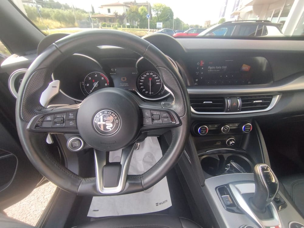 Alfa Romeo Stelvio usata a Arezzo (12)