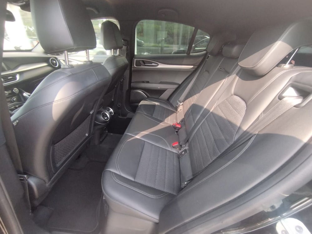Alfa Romeo Stelvio usata a Arezzo (15)