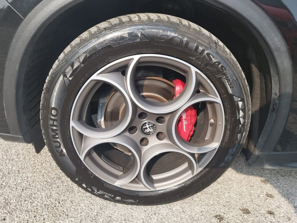 Alfa Romeo Stelvio usata a Arezzo (19)