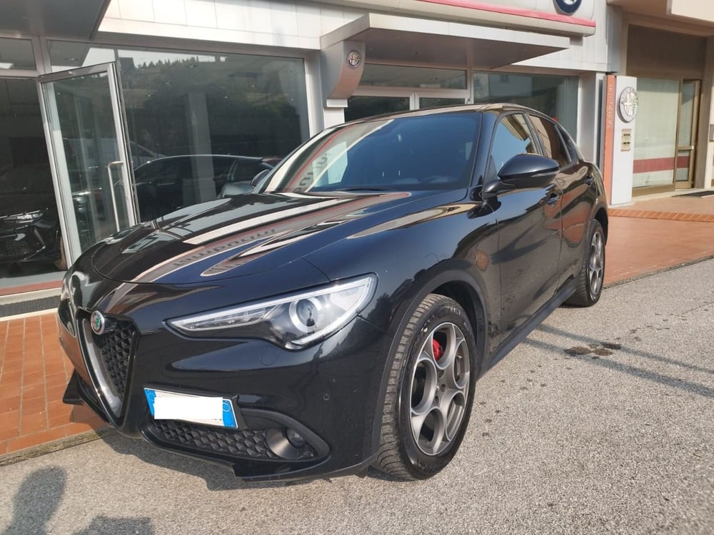 Alfa Romeo Stelvio usata a Arezzo (2)