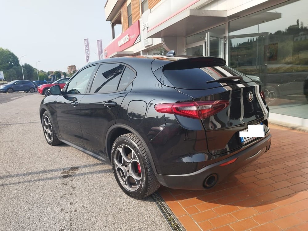 Alfa Romeo Stelvio usata a Arezzo (8)