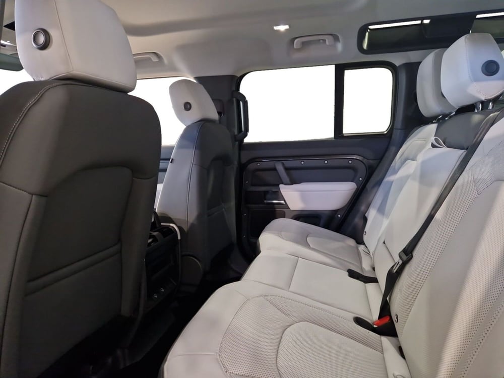 Land Rover Defender usata a Firenze (5)