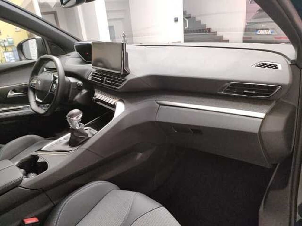 Peugeot 5008 usata a Teramo (12)