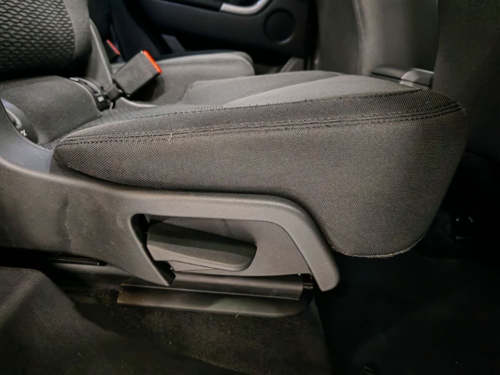 Land Rover Discovery Sport usata a Verbano Cusio Ossola (12)