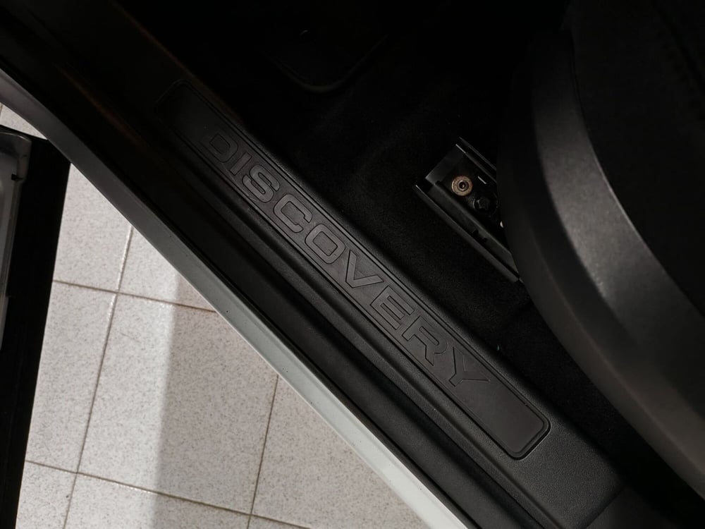 Land Rover Discovery Sport usata a Verbano Cusio Ossola (19)