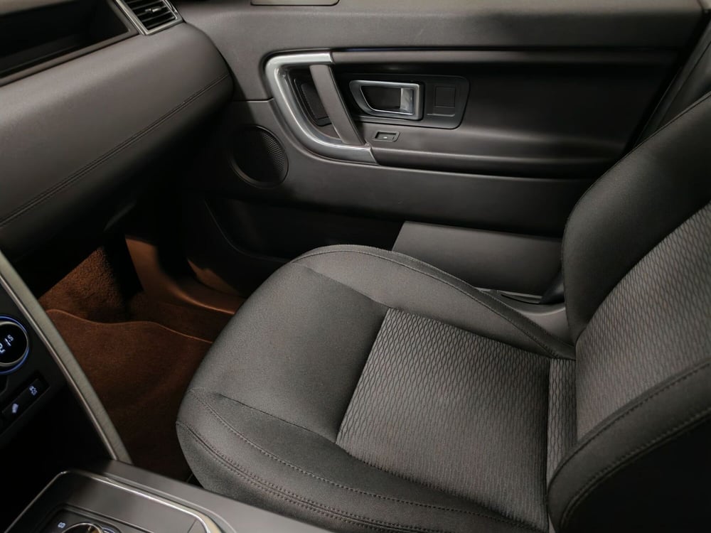 Land Rover Discovery Sport usata a Verbano Cusio Ossola (20)