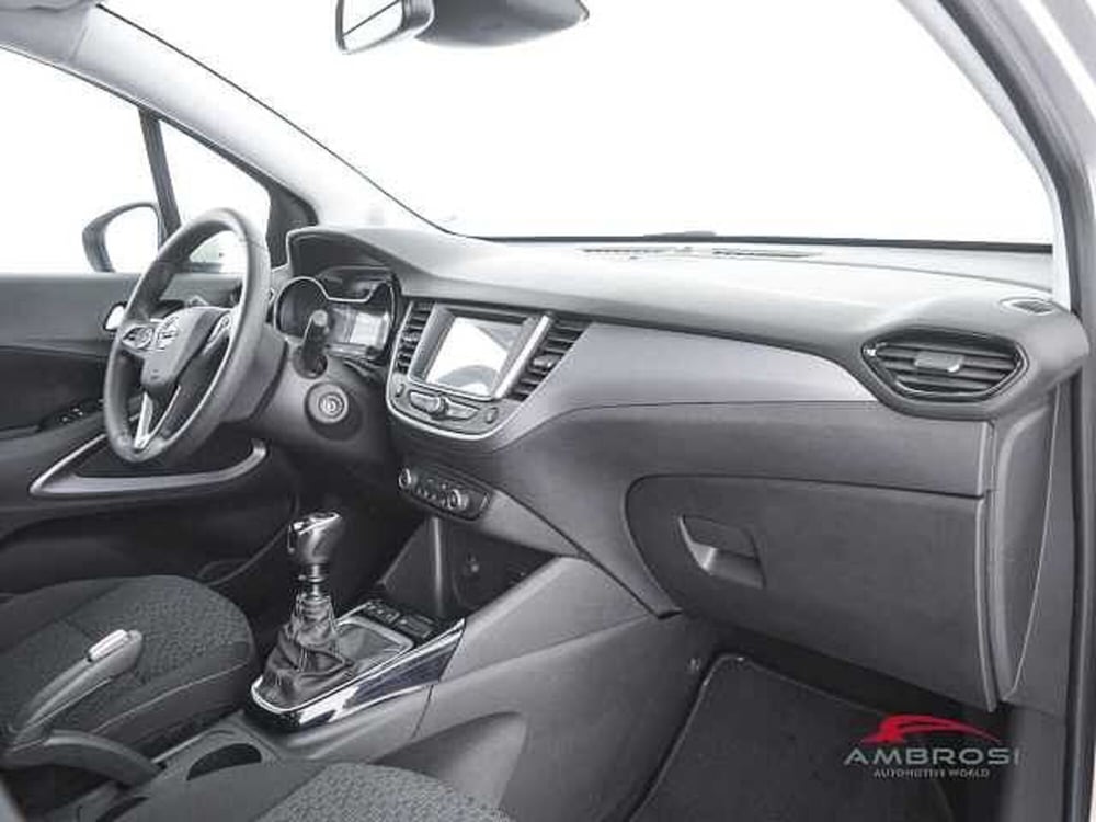 Opel Crossland X usata a Perugia (12)
