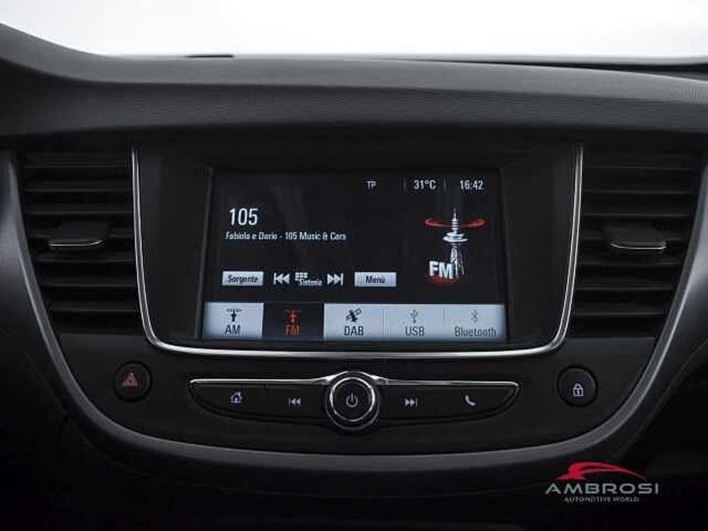 Opel Crossland X usata a Perugia (15)